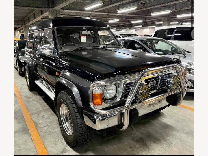 Nissan Patrol GR GR High Roof  Y60 ,4.2 Petrol Automatic