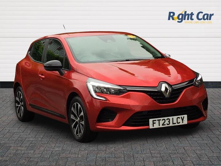 Renault Clio 1.0 TCe Evolution Euro 6 (s/s) 5dr Renault Clio 1.0 TCe Evolution Euro 6 (s/s) 5dr