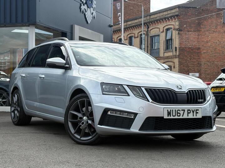 Skoda Octavia 2.0 TDI VRS DSG Euro 6 (s/s) 5dr Skoda Octavia 2.0 TDI VRS DSG Euro 6 (s/s) 5dr