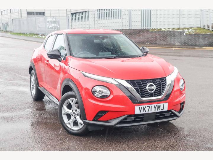 Nissan JUKE 1.0 DIG-T N-Connecta Euro 6 (s/s) 5dr