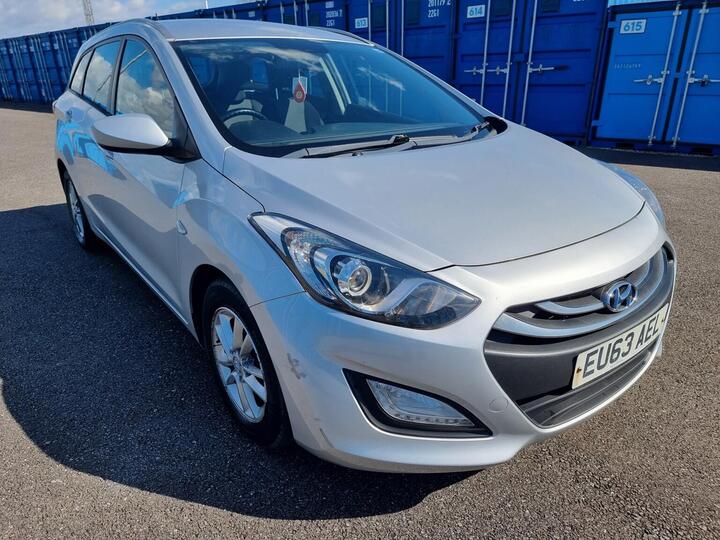 Hyundai I30 1.6 CRDi Blue Drive Active Tourer Euro 5 (s/s) 5dr