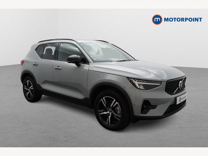 Volvo Xc40 2.0 B3 MHEV Plus DCT Auto Euro 6 (s/s) 5dr