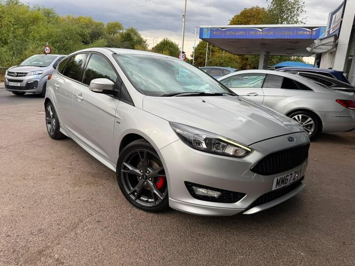 Ford Focus 1.0T EcoBoost ST-Line X Euro 6 (s/s) 5dr