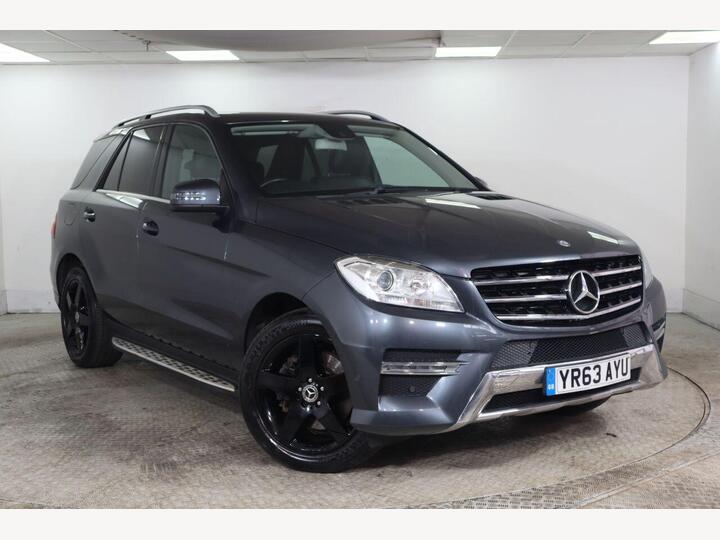Mercedes-Benz M-CLASS 2.1 ML250 BlueTEC AMG Sport G-Tronic 4WD Euro 6 (s/s) 5dr Mercedes-Benz M-CLASS 2.1 ML250 BlueTEC AMG Sport G-Tronic 4WD Euro 6 (s/s) 5dr