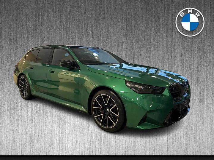 BMW M5 4.4 22.1kWh Touring Steptronic XDrive Euro 6 (s/s) 5dr