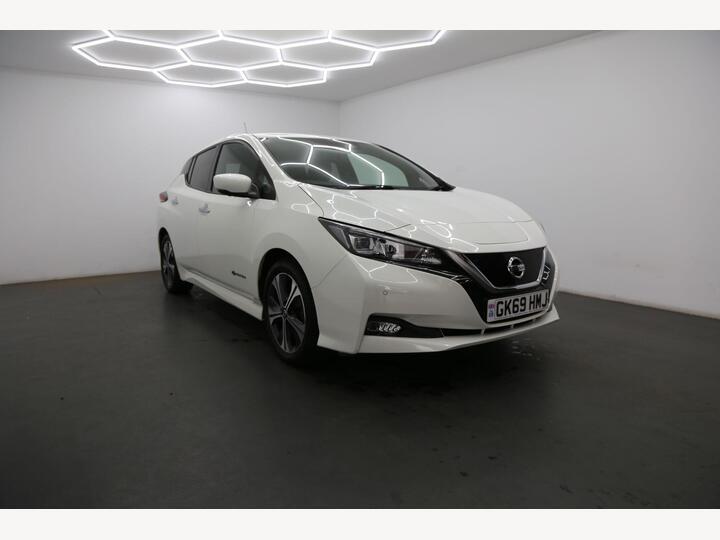 Nissan Leaf 40kWh Tekna Auto 5dr Nissan Leaf 40kWh Tekna Auto 5dr