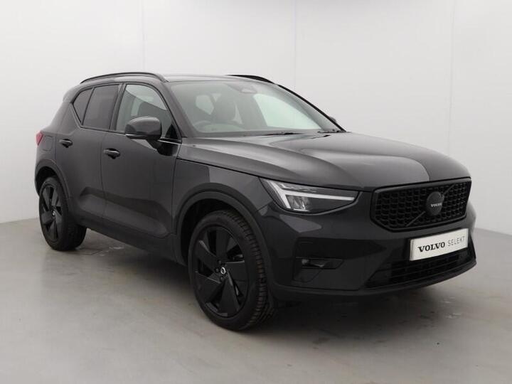 Volvo XC40 2.0 B4 MHEV Plus Black Edition DCT Auto Euro 6 (s/s) 5dr
