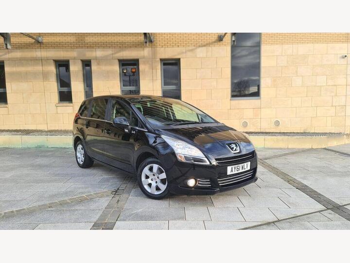 Peugeot 5008 1.6 HDi Family Euro 5 5dr Peugeot 5008 1.6 HDi Family Euro 5 5dr