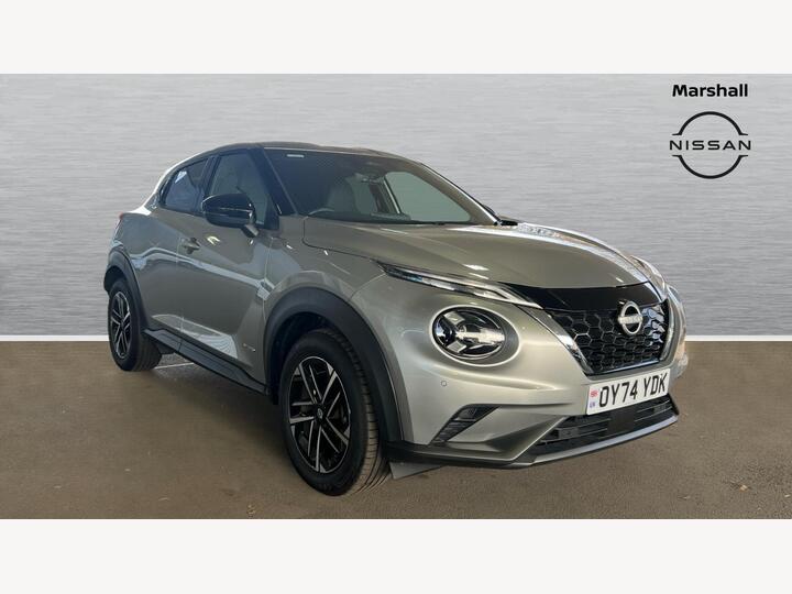 Nissan Juke 1.6 N-Connecta Auto Euro 6 5dr Nissan Juke 1.6 N-Connecta Auto Euro 6 5dr