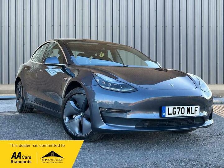 Tesla Model 3 Standard Range Plus Auto RWD 4dr