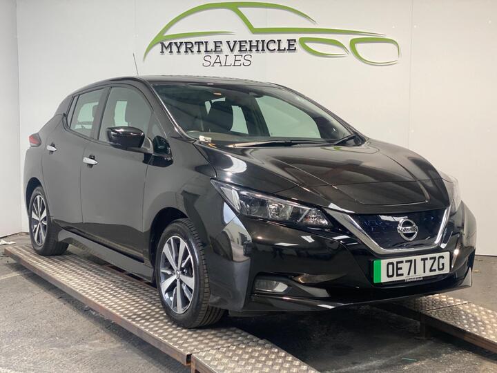 Nissan Leaf 40kWh Acenta Auto 5dr