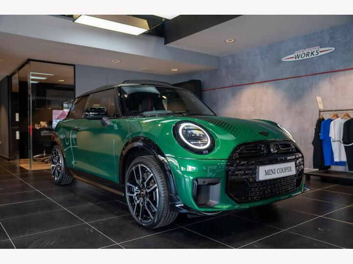 MINI Cooper 2.0S Sport Steptronic Euro 6 (s/s) 5dr