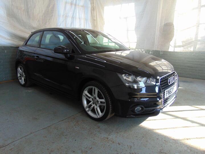 Audi A1 1.6 TDI S Line Euro 5 (s/s) 3dr