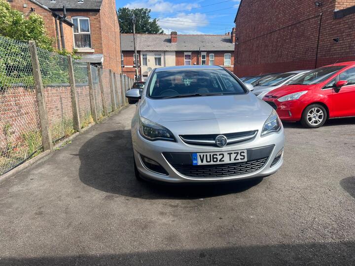 Vauxhall Astra 1.6 16v Elite Euro 5 5dr