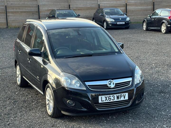 Vauxhall Zafira 1.6 16V Design Euro 5 5dr (SNav) Vauxhall Zafira 1.6 16V Design Euro 5 5dr (SNav)