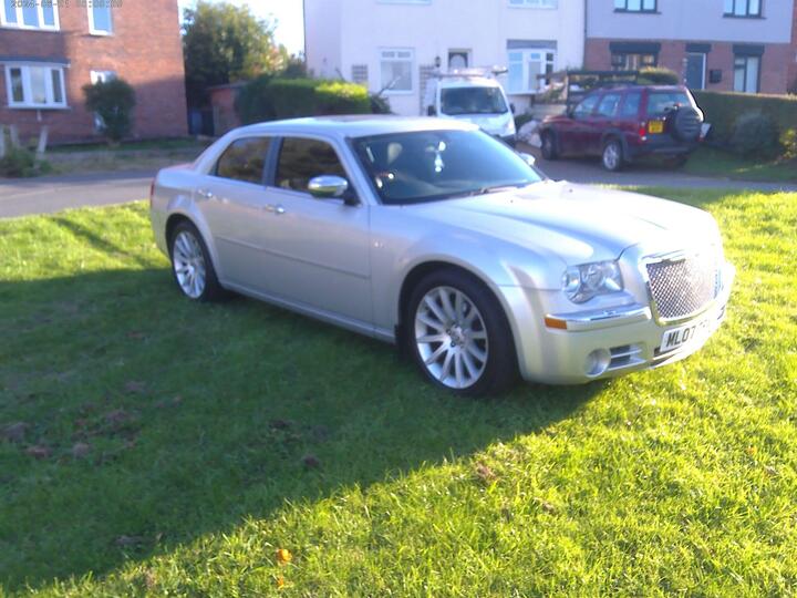 Chrysler 300C 3.0 CRD V6 4dr