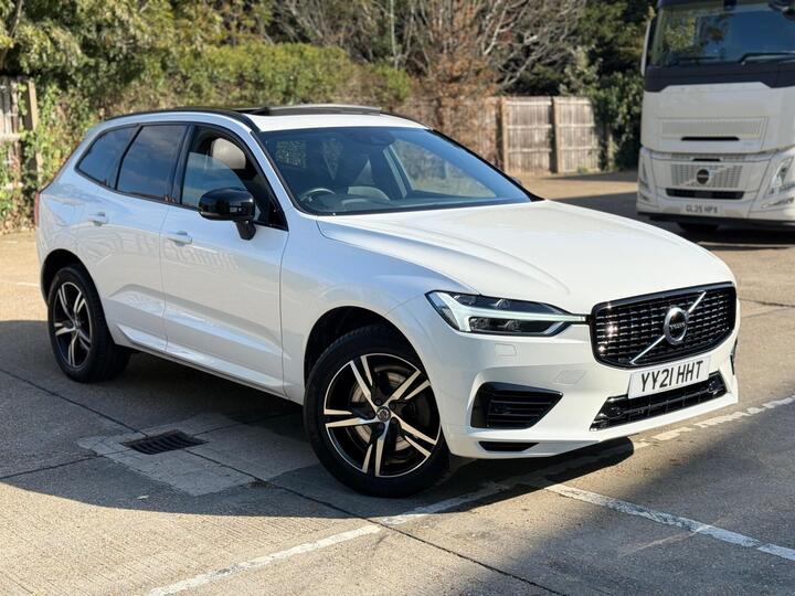 Volvo XC60 2.0h T6 Recharge 11.6kWh R-Design Auto AWD Euro 6 (s/s) 5dr