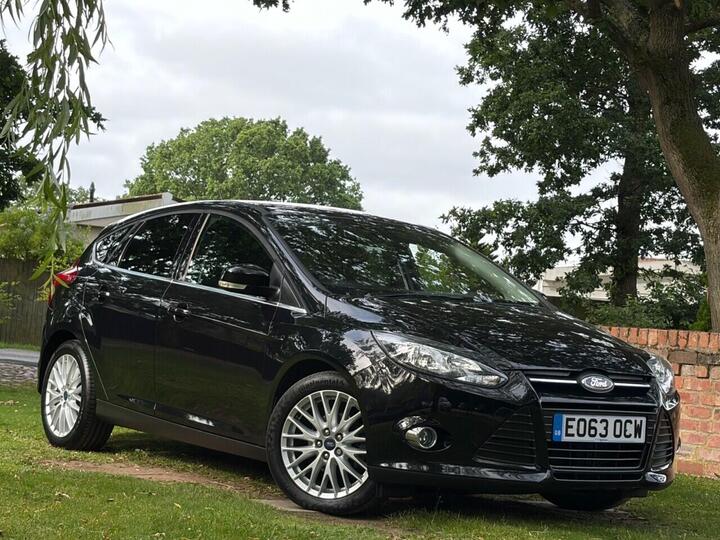 Ford FOCUS 1.0T EcoBoost Zetec Euro 5 (s/s) 5dr