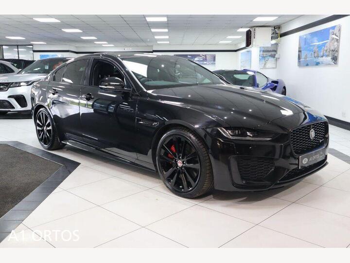 Jaguar XE 2.0 D200 MHEV R-Dynamic HSE Black Auto Euro 6 (s/s) 4dr