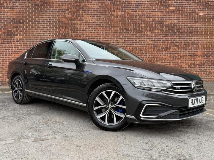 Volkswagen Passat 1.4 TSI 13kWh GTE DSG Euro 6 (s/s) 4dr