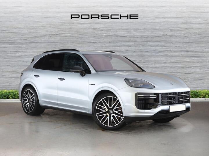 Porsche Cayenne 4.0 V8 E-Hybrid 25.9kWh Turbo TiptronicS 4WD Euro 6 (s/s) 5dr
