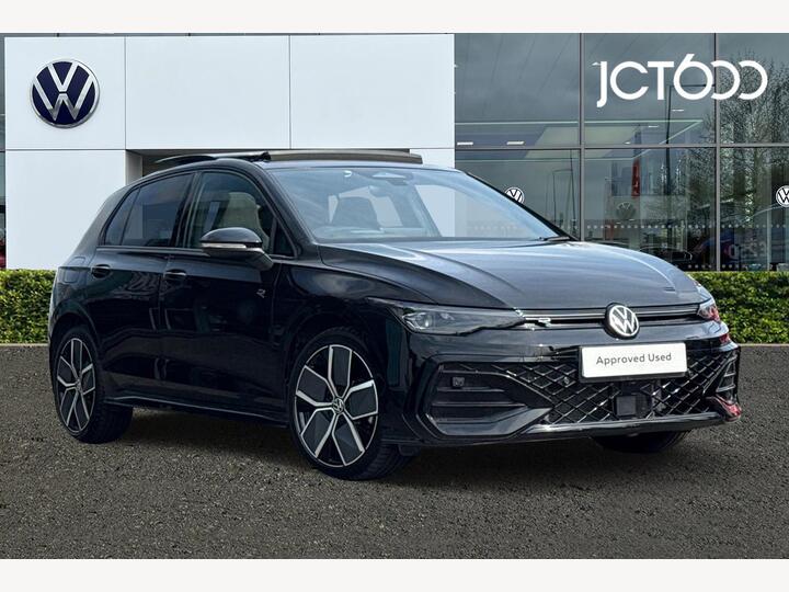 Volkswagen Golf 2.0 TDI Black Edition DSG Euro 6 (s/s) 5dr Volkswagen Golf 2.0 TDI Black Edition DSG Euro 6 (s/s) 5dr