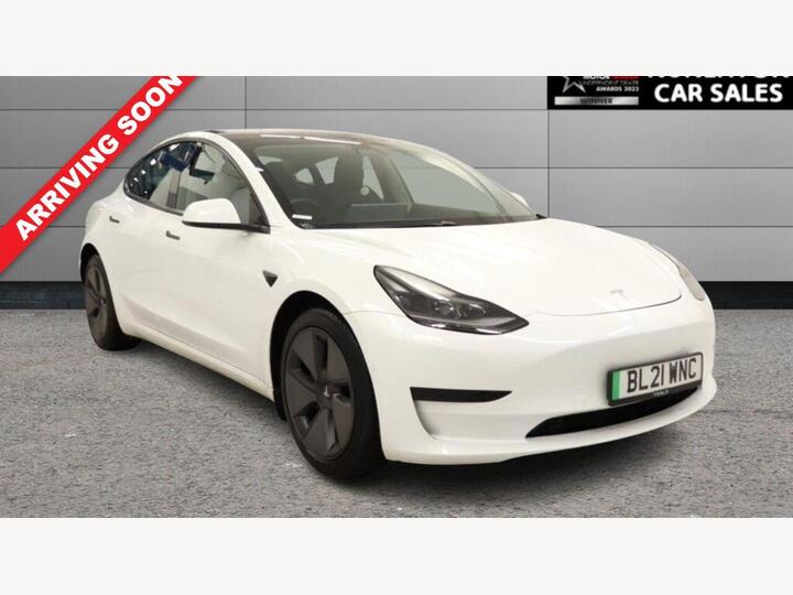 Tesla Model 3 Standard Range Plus Auto RWD 4dr