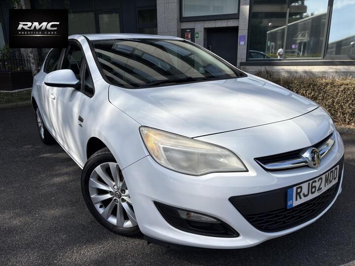 Vauxhall Astra 1.6 16v Active Euro 5 5dr