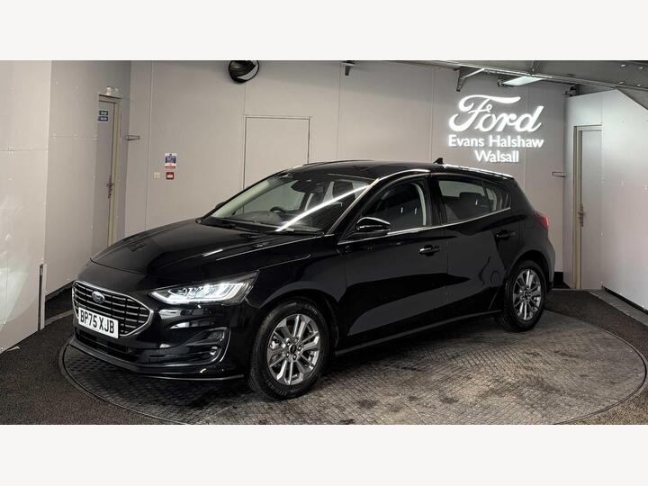 Ford FOCUS HATCHBACK 1.0T EcoBoost MHEV Titanium Euro 6 (s/s) 5dr
