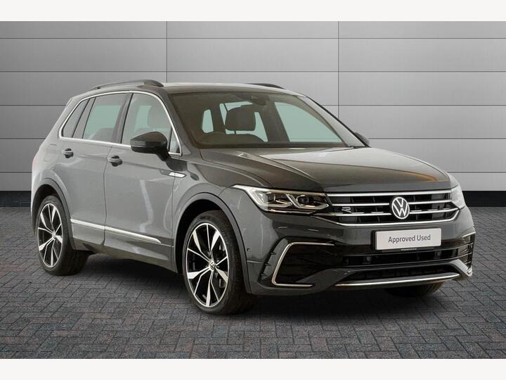 Volkswagen Tiguan 1.5 TSI R-Line DSG Euro 6 (s/s) 5dr Volkswagen Tiguan 1.5 TSI R-Line DSG Euro 6 (s/s) 5dr