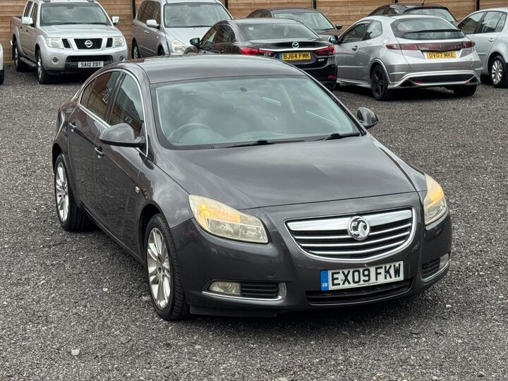 Vauxhall Insignia 1.8 16V Exclusiv Euro 5 5dr