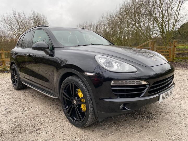 Porsche Cayenne 3.0 TD V6 Tiptronic 4WD Euro 5 (s/s) 5dr