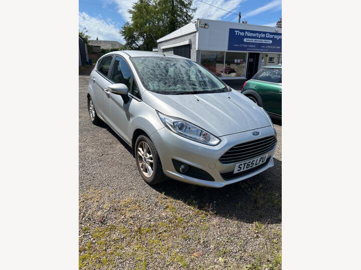 Ford Fiesta 1.25 Zetec Euro 6 5dr