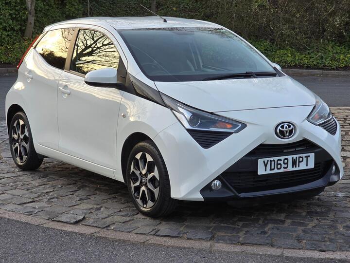Toyota AYGO 1.0 VVT-i X-trend Euro 6 5dr