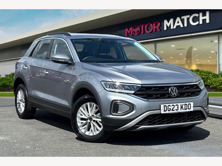 Volkswagen T-Roc 1.5 TSI Life DSG Euro 6 (s/s) 5dr Volkswagen T-Roc 1.5 TSI Life DSG Euro 6 (s/s) 5dr