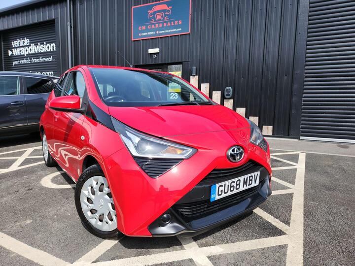 Toyota AYGO 1.0 VVT-i X-play Euro 6 5dr