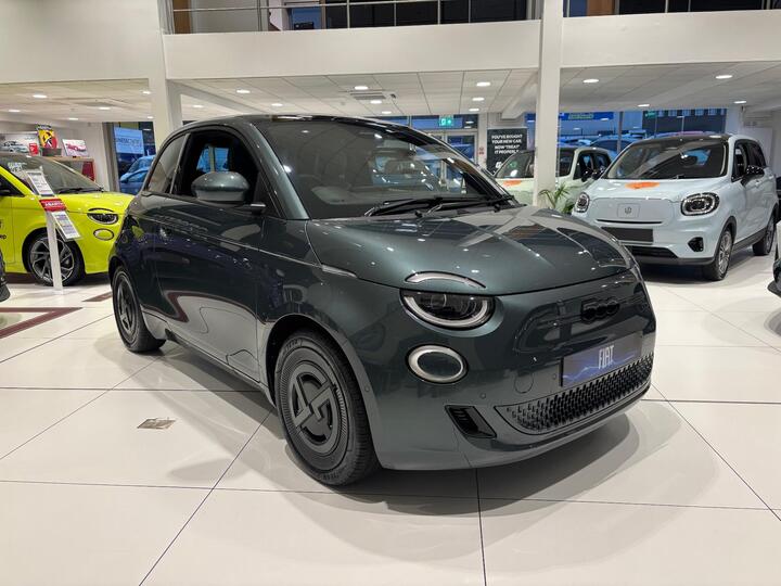 Fiat 500 - Bev 42kWh Giorgio Armani Auto 3dr