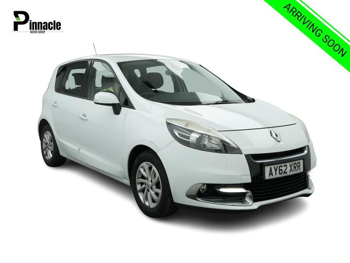 Renault Scenic 1.5 DCi Dynamique TomTom Euro 5 (s/s) 5dr Renault Scenic 1.5 DCi Dynamique TomTom Euro 5 (s/s) 5dr