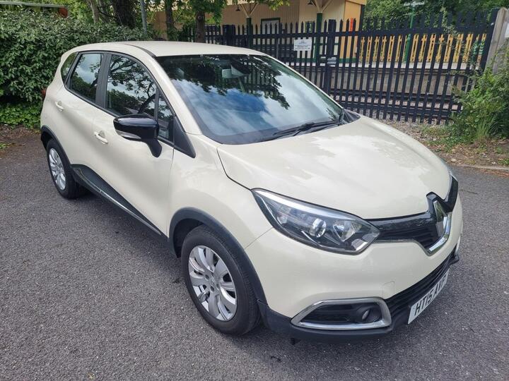 Renault Captur 1.5 DCi ENERGY Expression + Euro 6 (s/s) 5dr