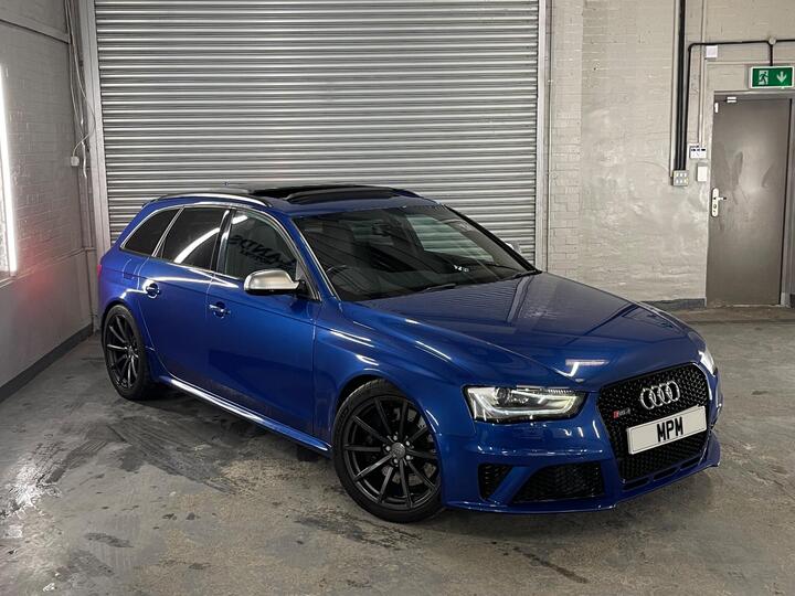 Audi RS4 Avant 4.2 FSI V8 S Tronic Quattro Euro 5 5dr