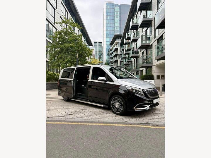 Mercedes-Benz V Class 2.2 V220d BlueTEC Sport G-Tronic+ Euro 6 (s/s) 5dr 8 Seat XLWB