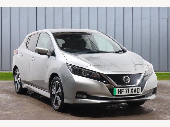 Nissan Leaf 40kWh N-Connecta Auto 5dr Nissan Leaf 40kWh N-Connecta Auto 5dr