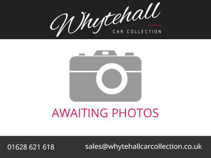 Land Rover RANGE ROVER 4.4 SD V8 Autobiography Auto 4WD Euro 6 (s/s) 5dr Land Rover RANGE ROVER 4.4 SD V8 Autobiography Auto 4WD Euro 6 (s/s) 5dr