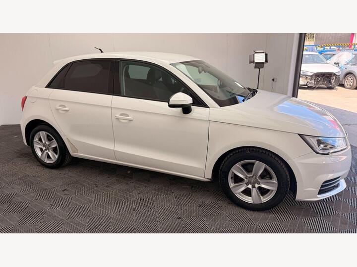 Audi A1 1.0 TFSI SE Sportback S Tronic Euro 6 (s/s) 5dr