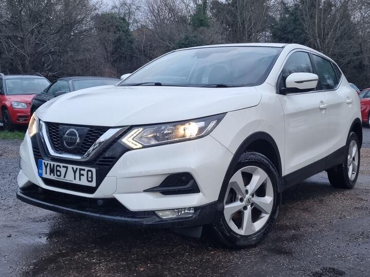 Nissan Qashqai 1.5 DCi Acenta Euro 6 (s/s) 5dr Nissan Qashqai 1.5 DCi Acenta Euro 6 (s/s) 5dr