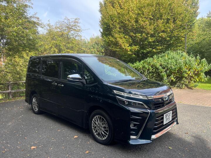 Toyota Voxy N/A