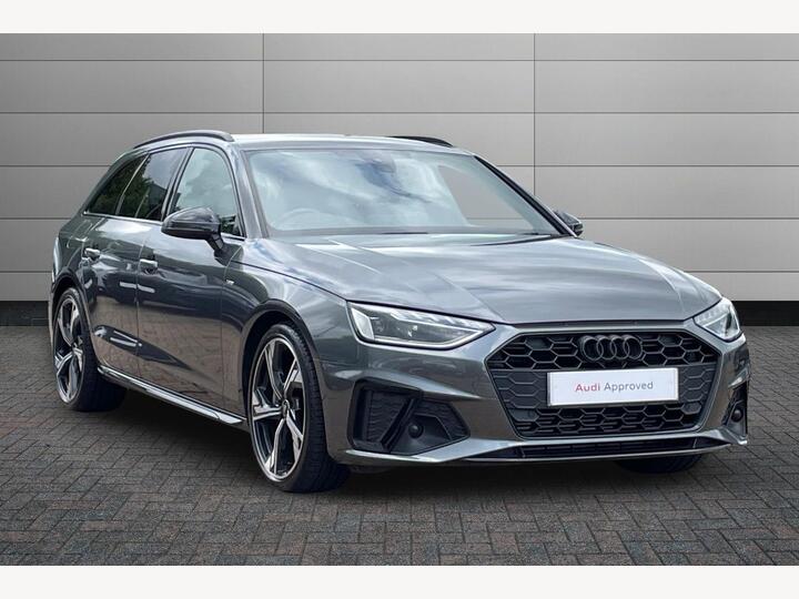 Audi A4 Avant 2.0 TFSI 40 Black Edition S Tronic Euro 6 (s/s) 5dr Audi A4 Avant 2.0 TFSI 40 Black Edition S Tronic Euro 6 (s/s) 5dr