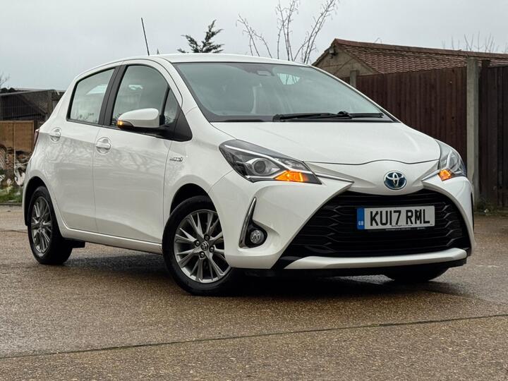 Toyota Yaris 1.5 VVT-h Icon E-CVT Euro 6 (s/s) 5dr