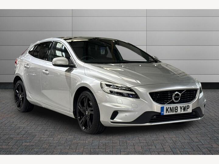 Volvo V40 1.5 T3 R-Design Pro Auto Euro 6 (s/s) 5dr