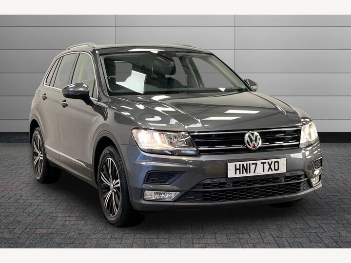 Volkswagen Tiguan 2.0 TDI BlueMotion Tech SE Navigation DSG Euro 6 (s/s) 5dr